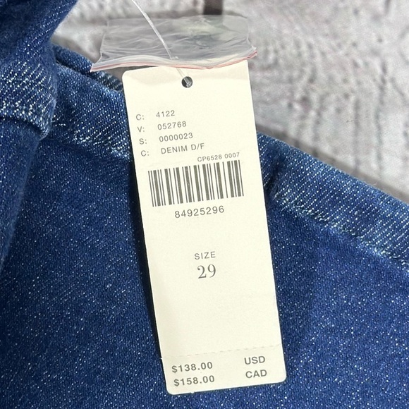 Pilcro NWT Seamed Mid-Rise Crop Flare Jeans, Fender Wash, Size 29 - Picture 9 of 9
